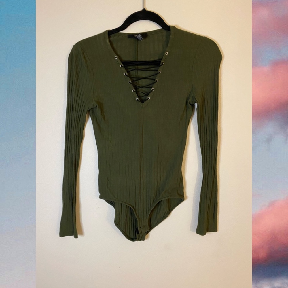 Forever 21 Womens Laced-Up Long Sleeve Bodysuit Juniors